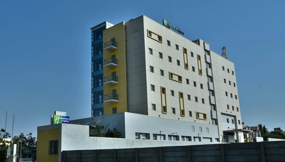 Holiday Inn Express Nashik Indira Nagar By Ihg Dış mekan fotoğraf