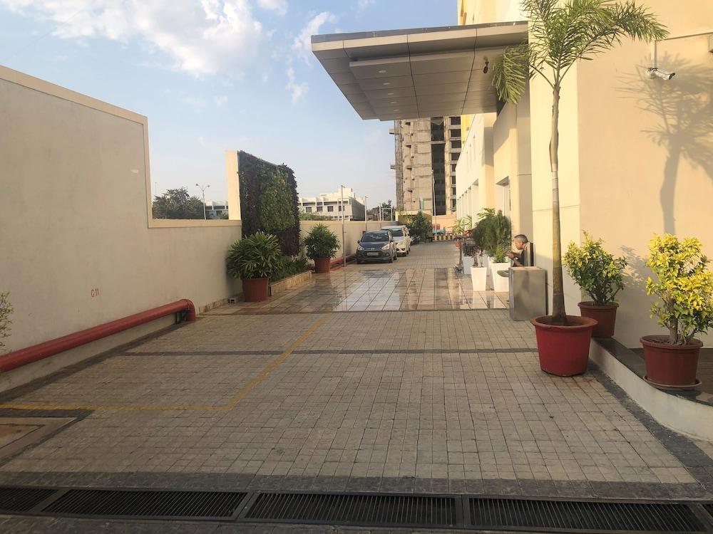 Holiday Inn Express Nashik Indira Nagar By Ihg Dış mekan fotoğraf